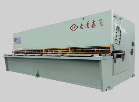QC12Y/K-系列液壓數(shù)控/普通擺式剪板機(jī)