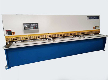 QC12Y-6X4000液壓擺式剪板機(jī)