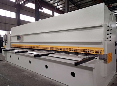 QC12Y-12X6000擺式剪板機(jī)E21S