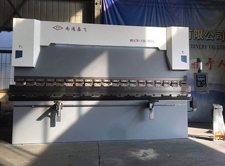 WC67K-100T4000全數(shù)控折彎機(jī)DA52-3+1軸